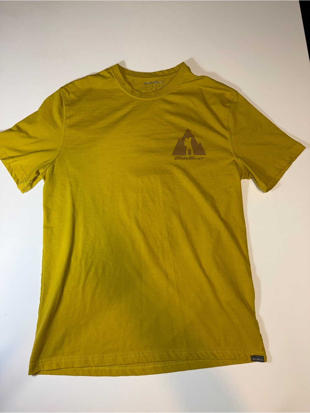 Eddie Bauer Short-Sleeve Crew Tee in Olive
